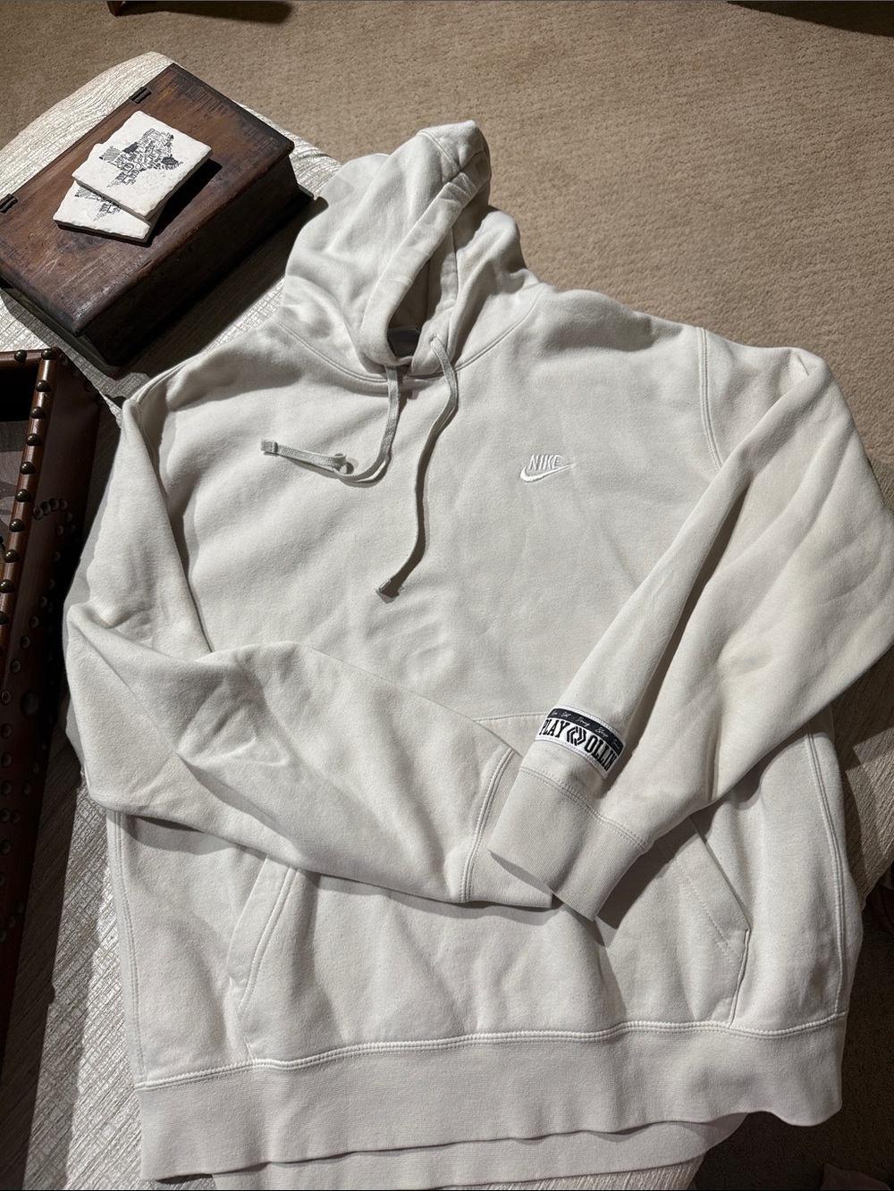 Nike Men's Tan Pullover Hoodie with Subtle Logo size XL with sleeve hit (patch)